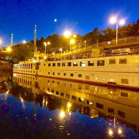 Florentina Boat Prague Ngoại thất bức ảnh