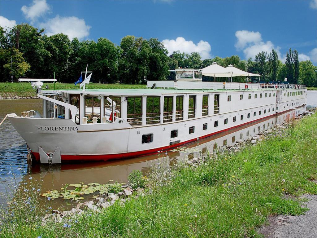 Florentina Boat Prague Ngoại thất bức ảnh