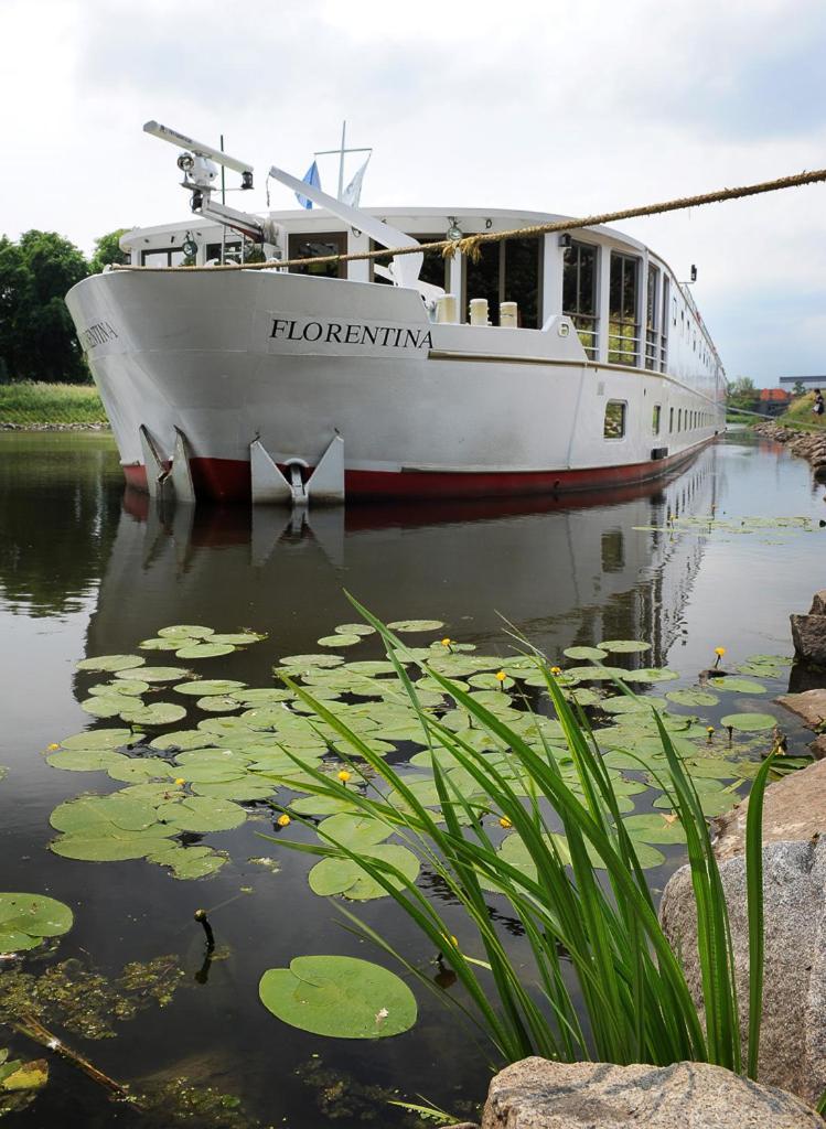 Florentina Boat Prague Ngoại thất bức ảnh